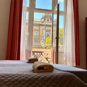  Apartahotel Roller